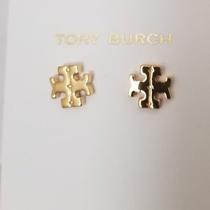 NWOT Toryburch Stud Earrings With DUSTBAG